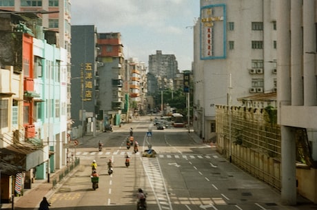 凤凰自助游 后又步行回川墨诗厝民宿这一段时间